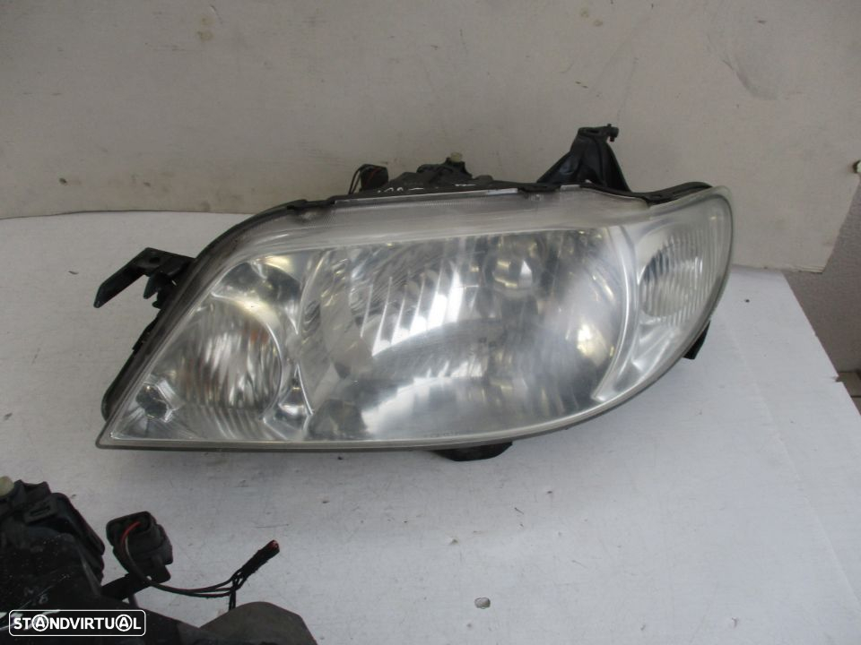 Farol Optica Mazda 323 Esquerdo Direito - 4
