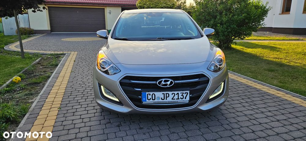 Hyundai i30 1.6 CRDi Comfort - 2