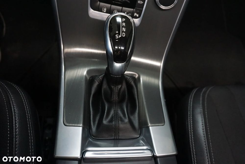 Volvo XC 60 - 29
