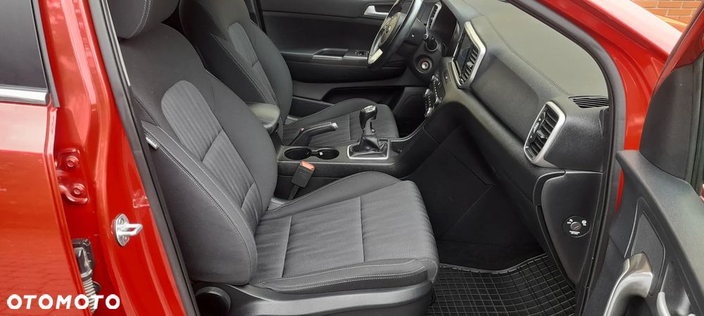 Kia Sportage - 10