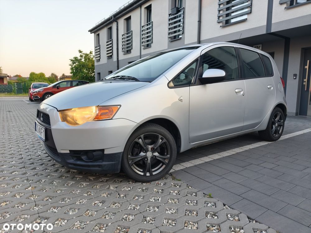 Mitsubishi Colt 1.3 Invite Edition Gold - 8