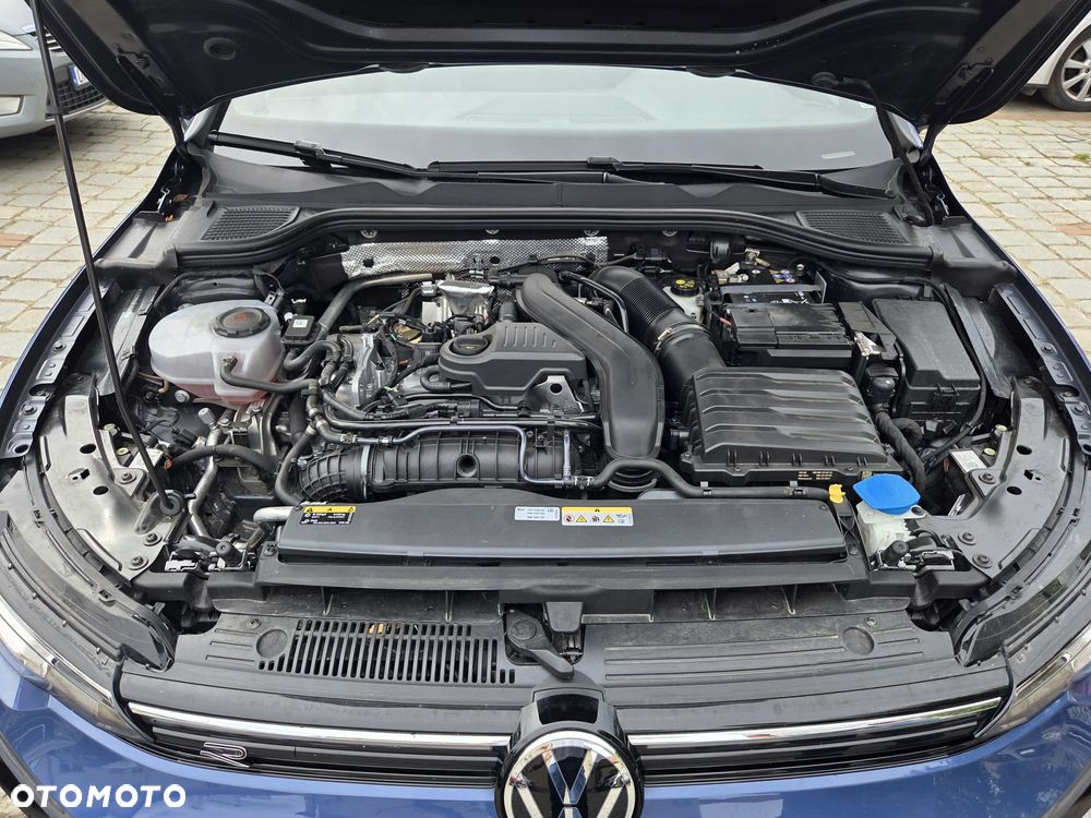 Volkswagen Golf 1.5 eTSI mHEV R-Line DSG - 29