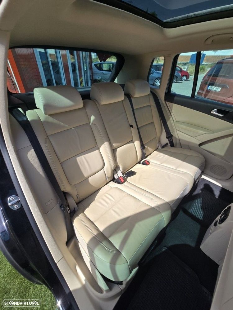 VW Tiguan 1.4 TSI Sport 4Motion - 17