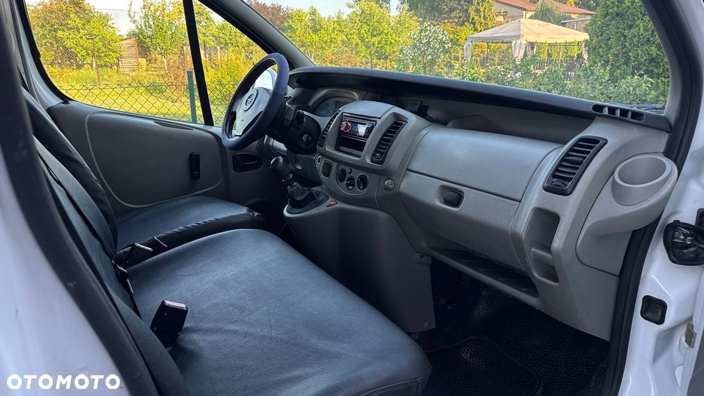 Opel Vivaro - 6