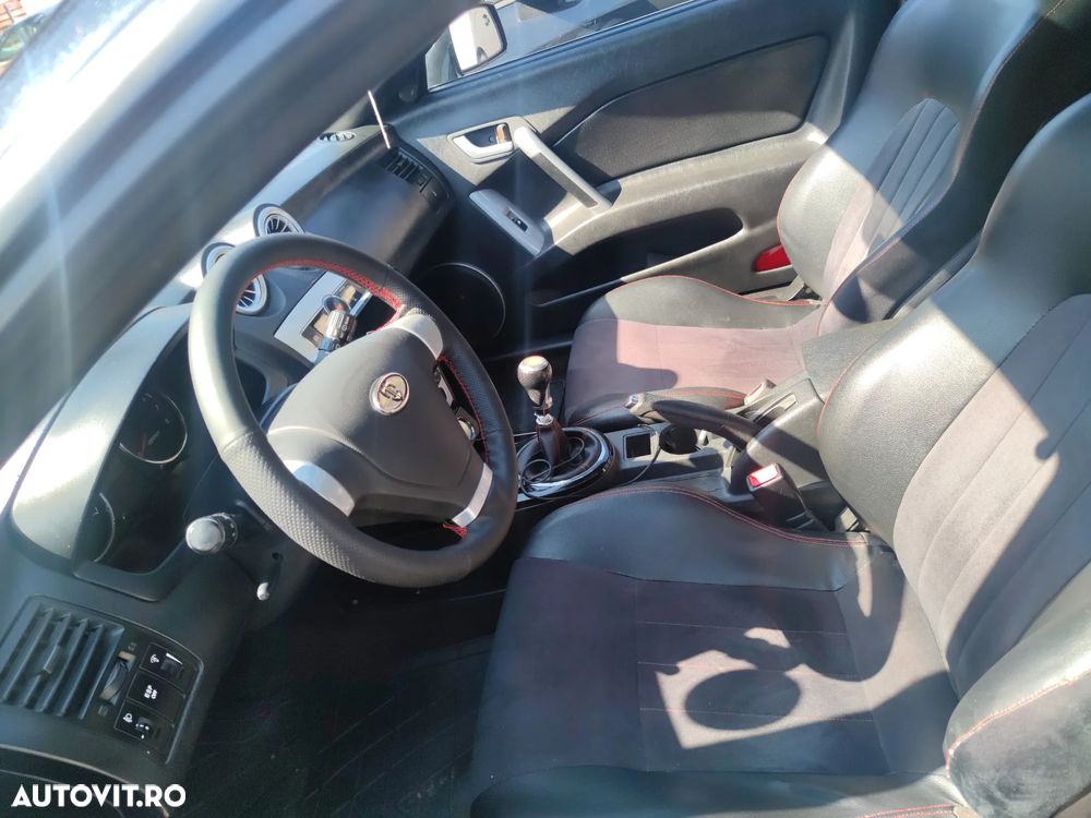 Hyundai Coupe F/L 2.0 DOHC Premium - 12