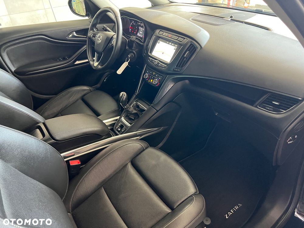 Opel Zafira 1.6 T Enjoy S&S - 27
