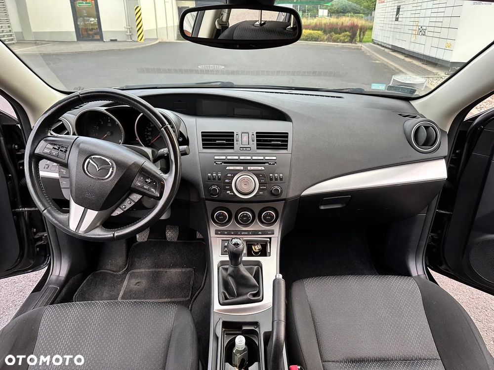 Mazda 3 1.6 Exclusive + - 7