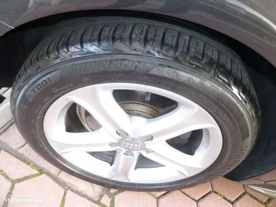 Audi A4 Avant 2.0 TDI Business Line S-line - 13