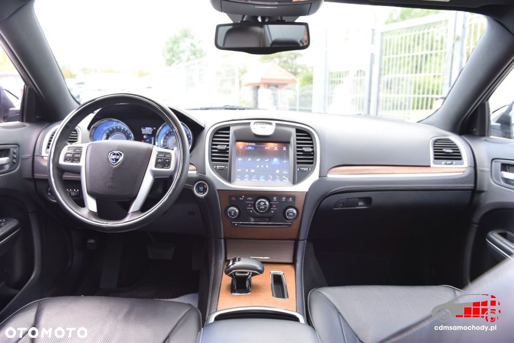 Lancia Thema 3.6 Executive AWD - 23