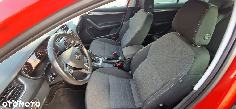 Skoda Octavia 1.5 TSI ACT DSG Soleil - 23