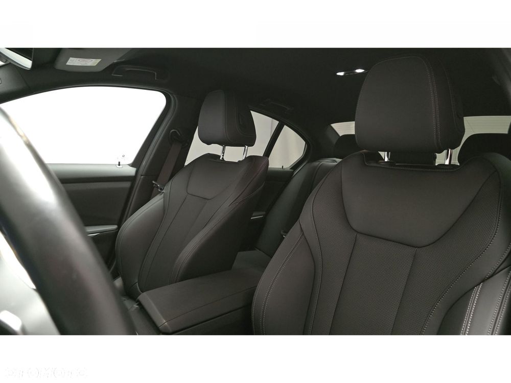 BMW Seria 3 320d xDrive mHEV sport - 18