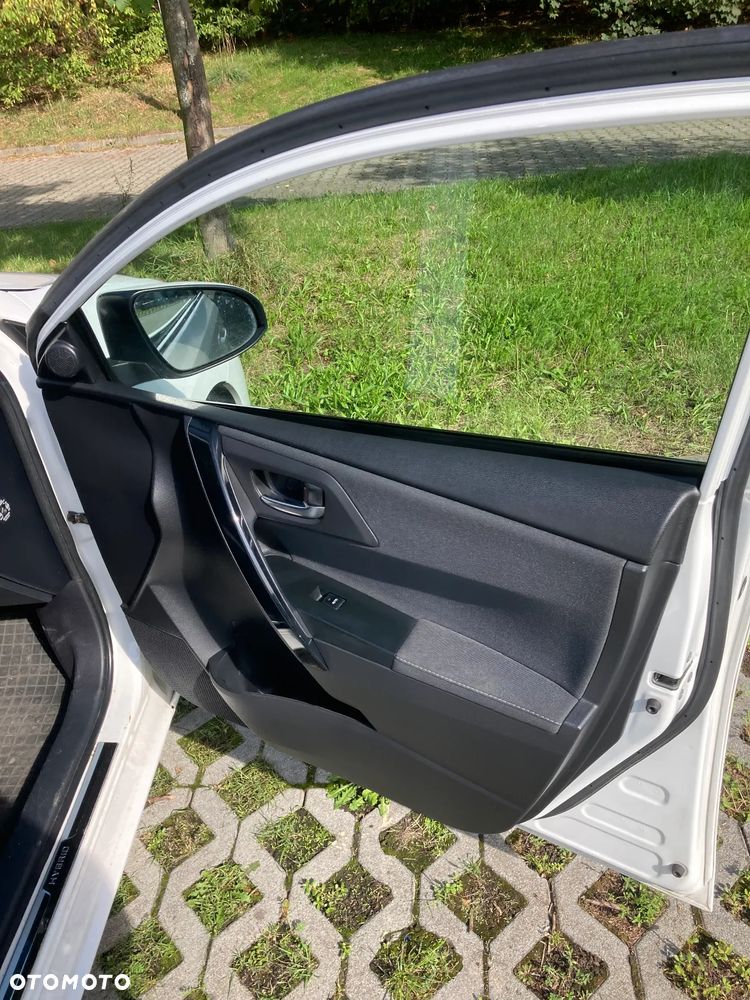 Toyota Auris 1.8 VVT-i Hybrid Automatik Edition - 13