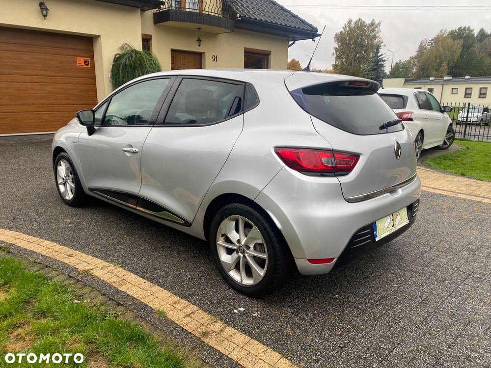 Renault Clio 1.2 16V Limited Plus - 7