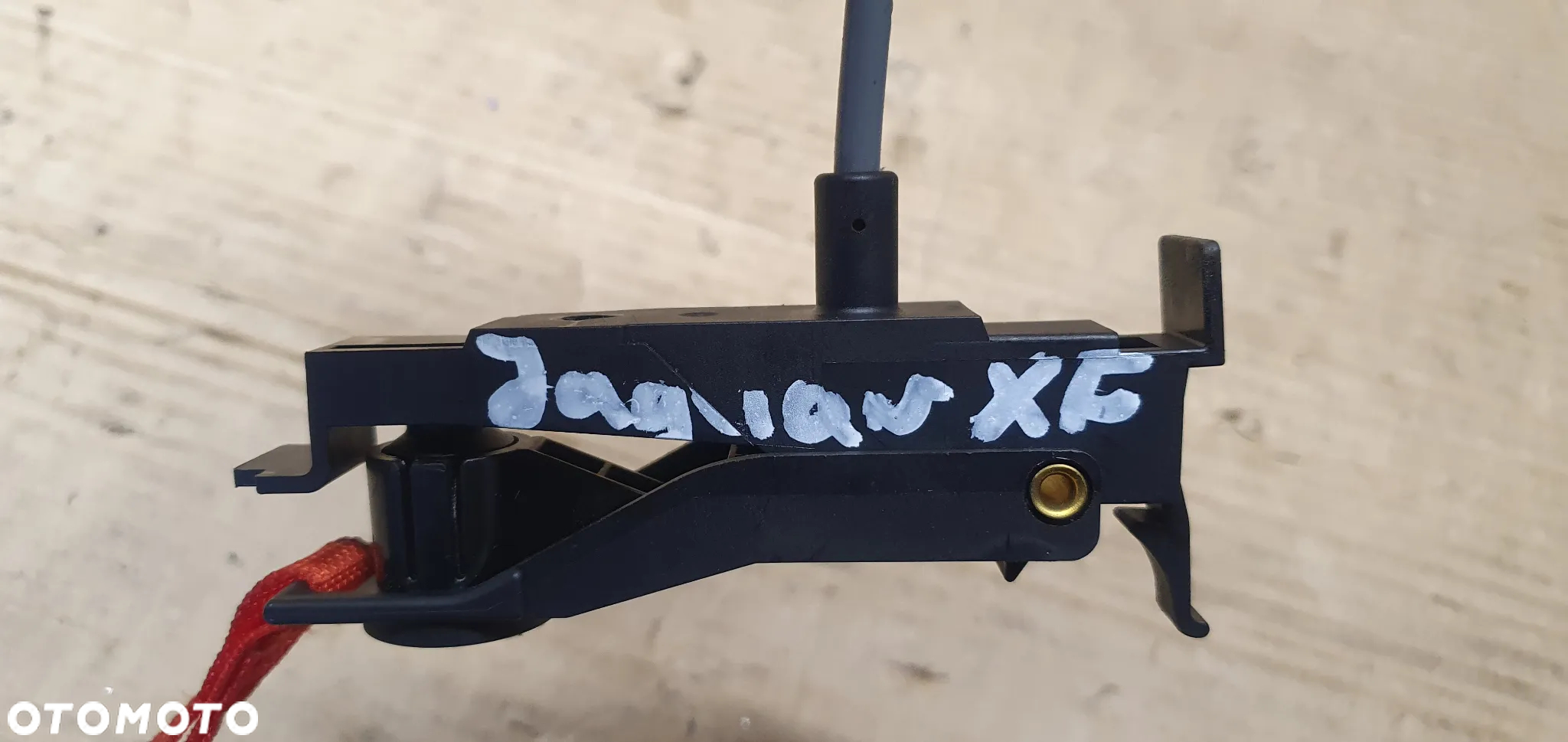 Linka awaryjna hamulca ręcznego Jaguar XF X250 - 8