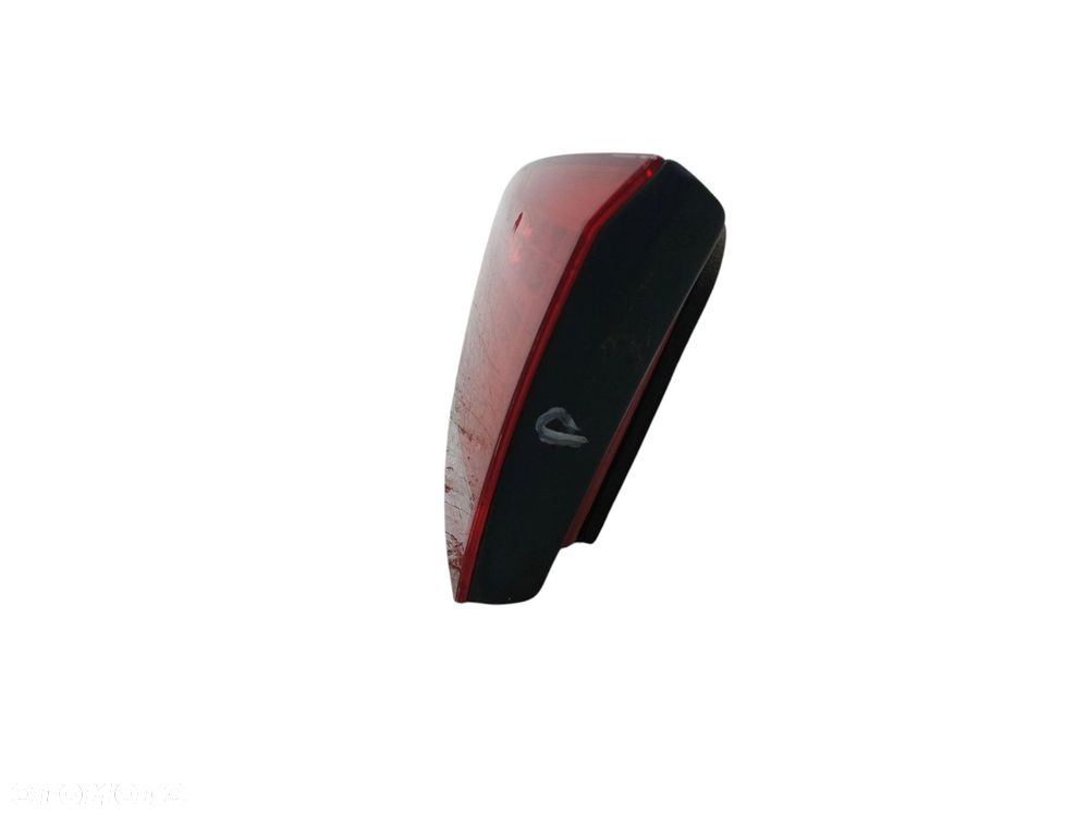 LAMPA PRAWY TYŁ W KLAPE LED VW PASSAT B7 KOMBI (10-14) 3AF945308 - 3