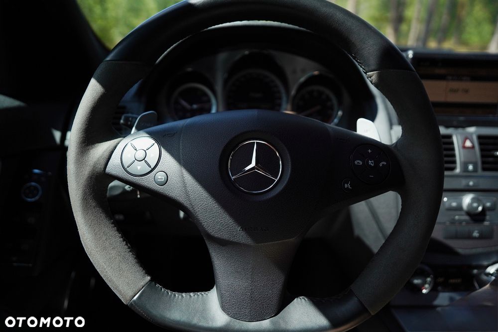 Mercedes-Benz Klasa C 63 AMG 7G-TRONIC SPORT EDITION - 13