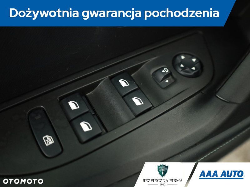 Peugeot 2008 - 20