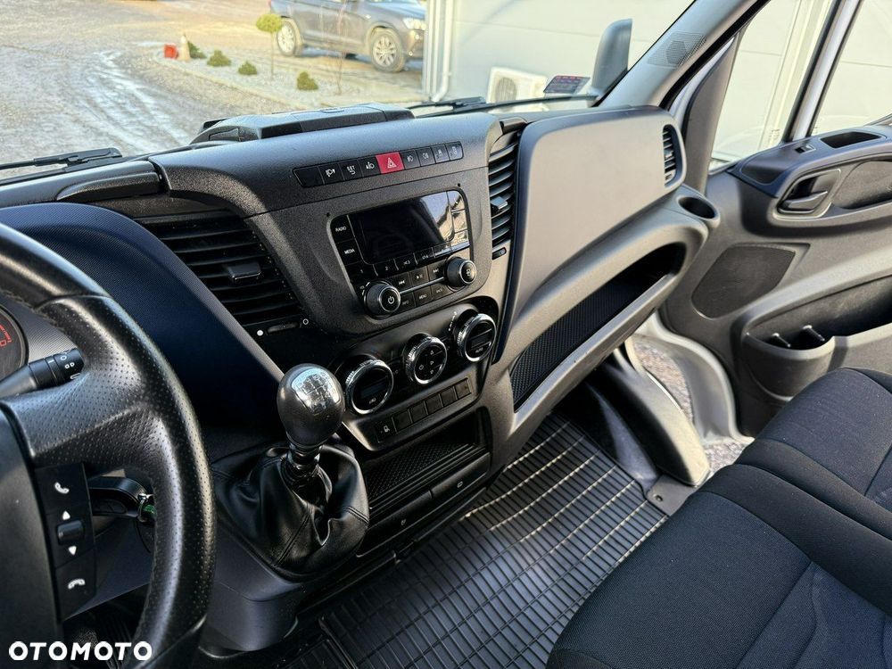 Iveco Daily 35C15 - 12