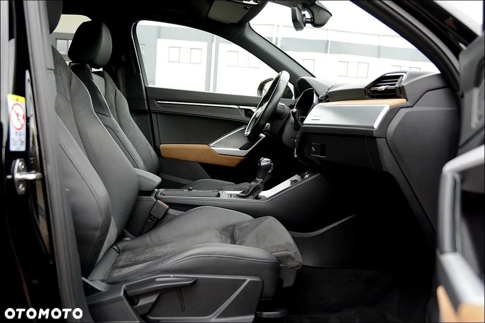 Audi Q3 Sportback 35 TDI S tronic S line - 24