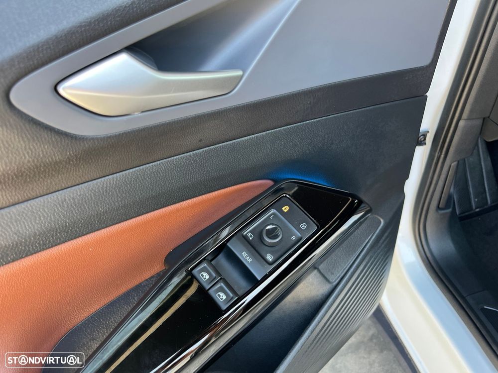 VW ID.4 77 kWh Pro Performance 1st - 14