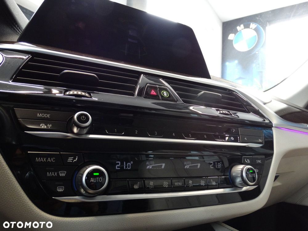 BMW Seria 5 - 24