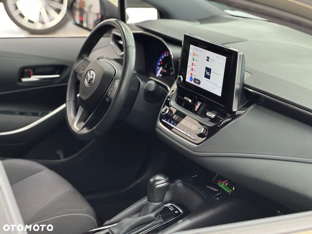 Toyota Corolla 1.8 Hybrid Comfort - 38