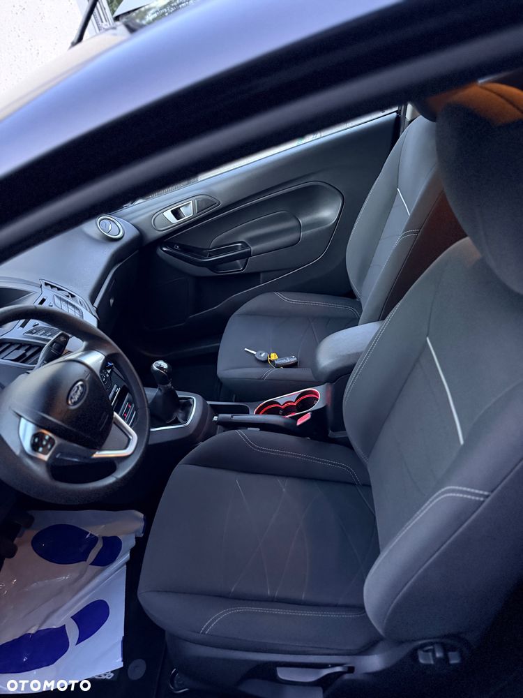 Ford Fiesta 1.25 Champions Edition - 9