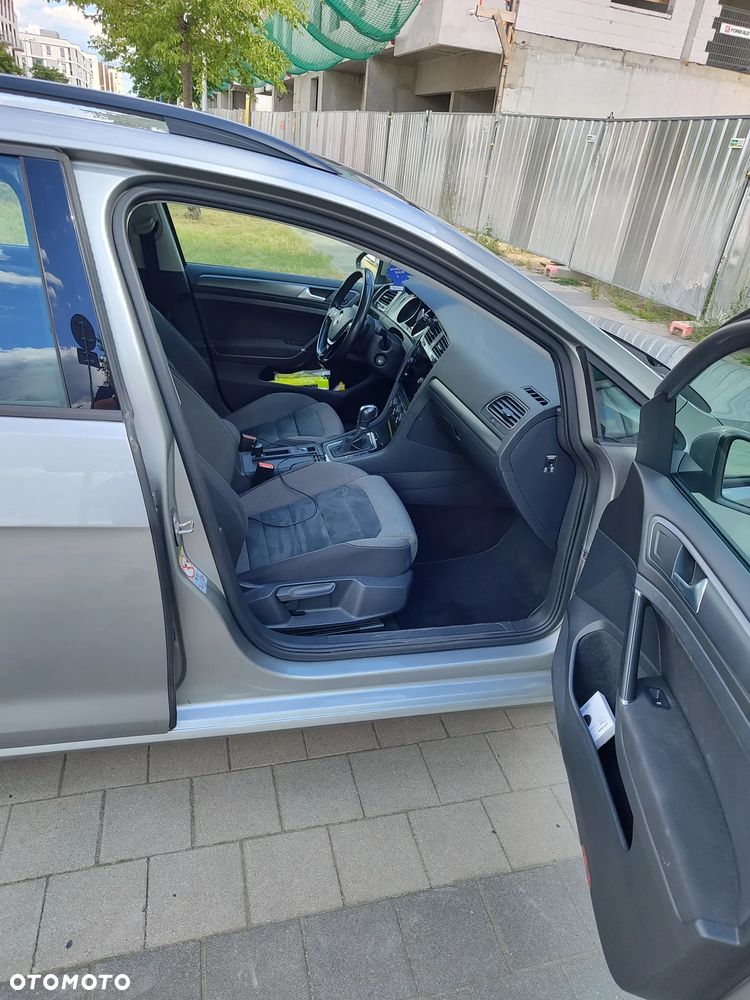 Volkswagen Golf - 13