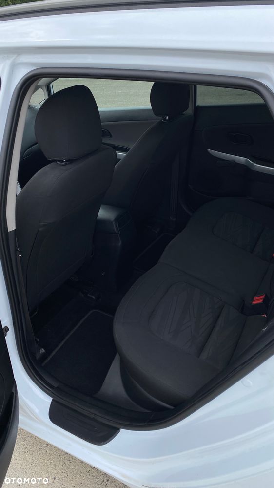 Kia Ceed Cee'd 1.4 CRDi M - 12