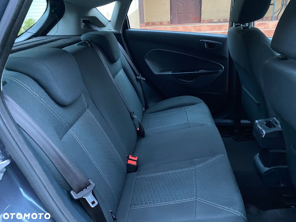 Ford Fiesta 1.25 Titanium - 21