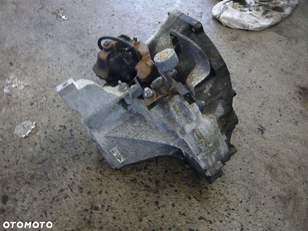 skrzynia biegów manualna bv6r7002ka ford c-max mk2 1.6 ecoboost - 2
