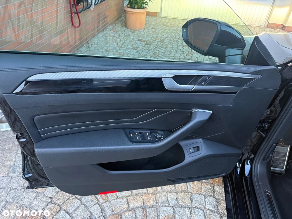 Volkswagen Arteon 2.0 TDI R-Line DSG - 21