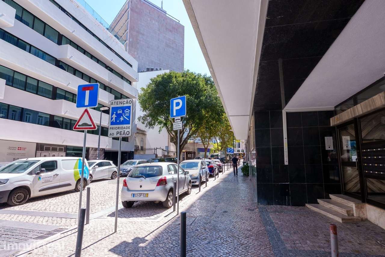 Lisboa, Amoreiras | Apartamento T2 Remodelado e confortável - Grande imagem: 3/60