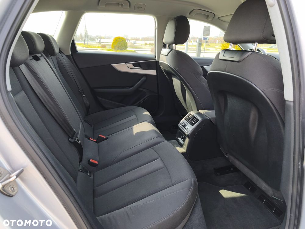 Audi A4 Avant 1.4 TFSI S tronic sport - 8