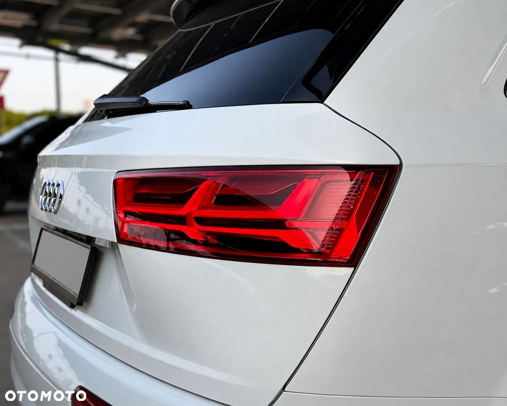 Audi Q7 - 9