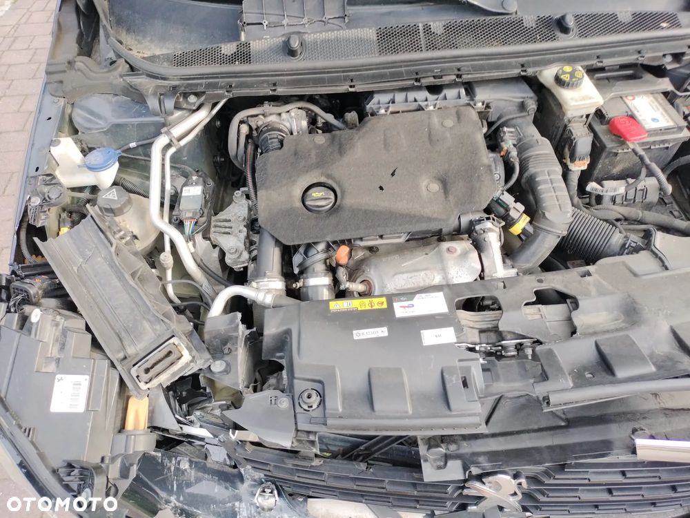 Peugeot 308 BlueHDi 130 EAT6 Stop & Start Active - 18