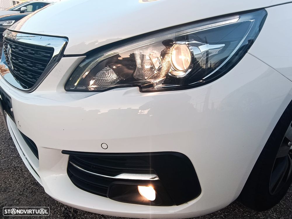 Peugeot 308 SW BlueHDi 130 Stop & Start Active Business-Pack - 17