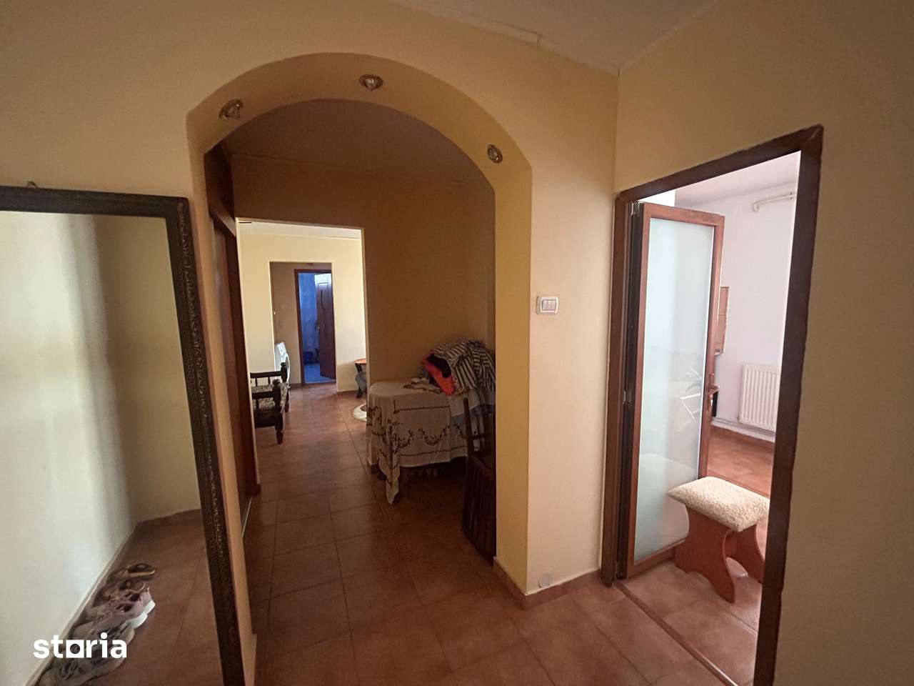 Apartament cu 3 camere, etaj 2, centrala gaz - Imagine principală: 5/12