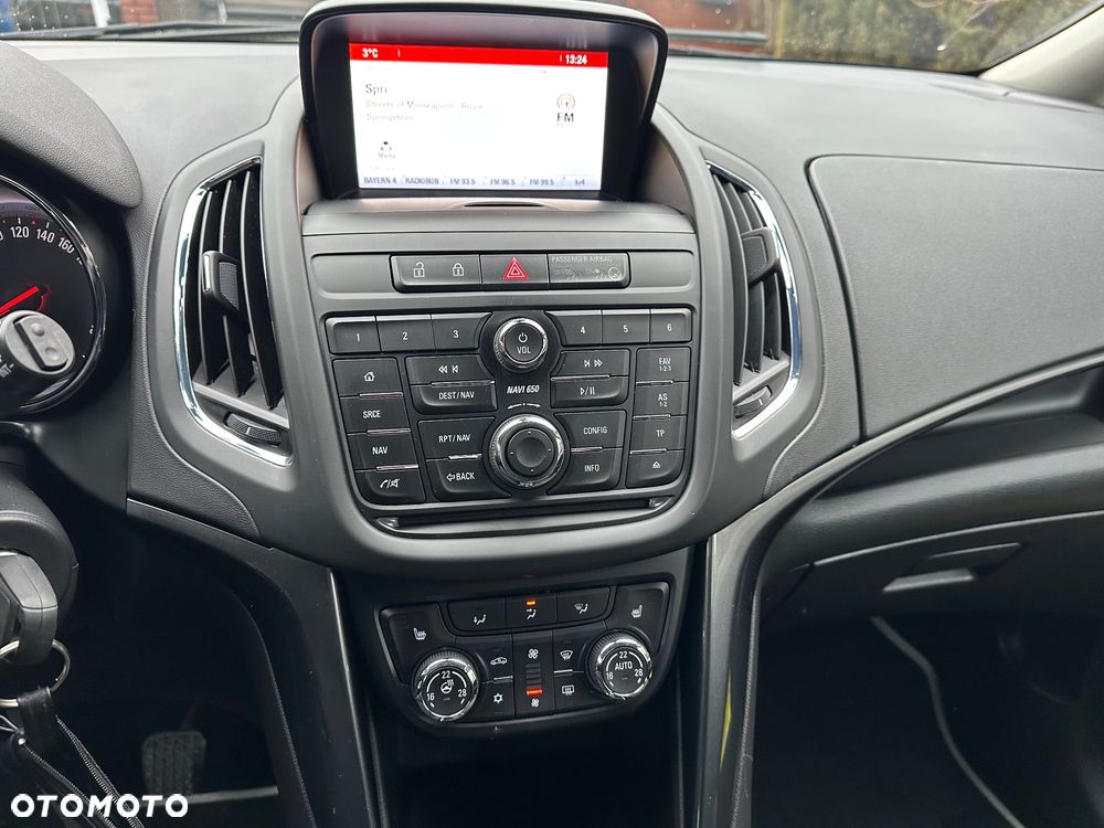 Opel Zafira - 9