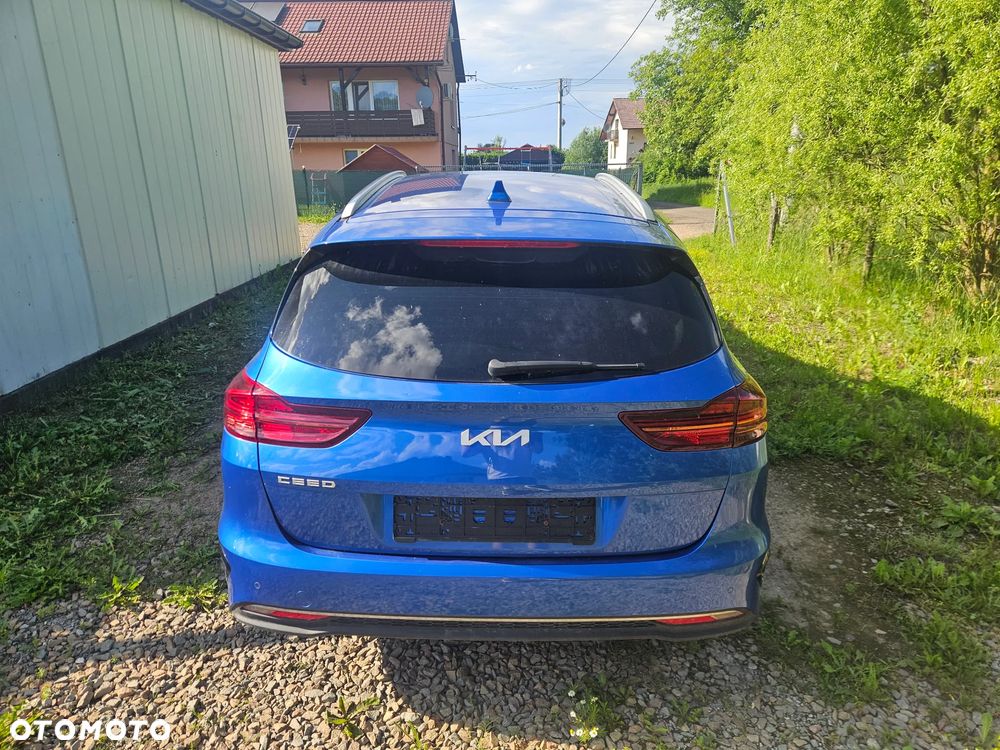 Kia Ceed - 7