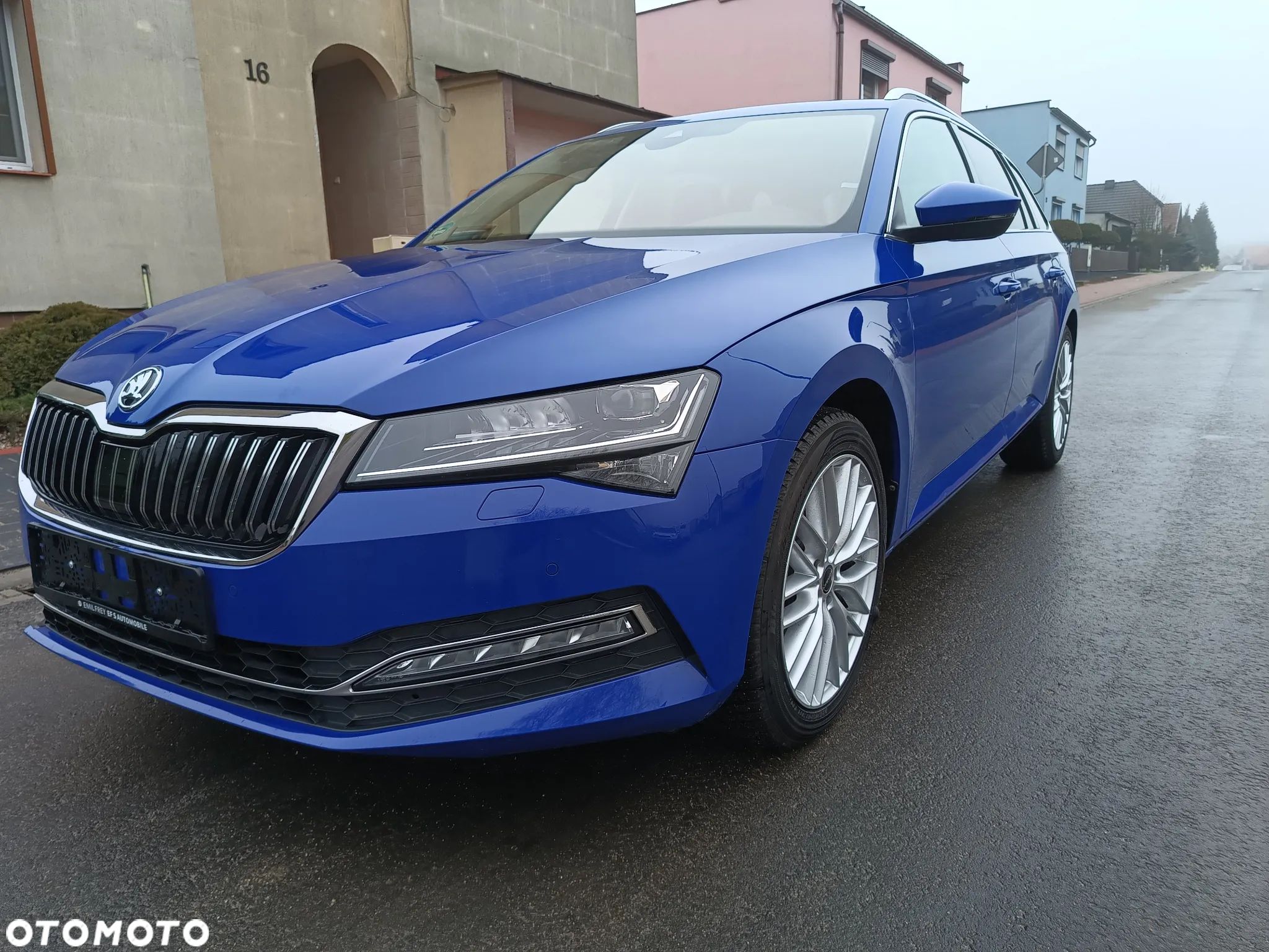 Skoda Superb - 1