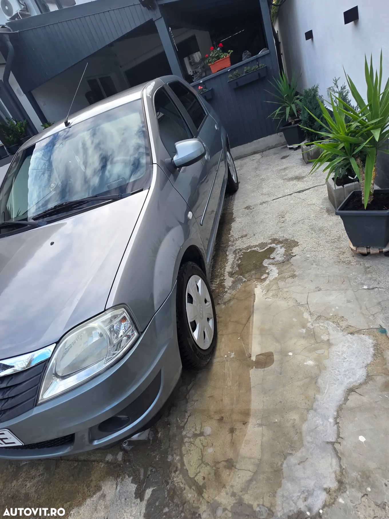 Dacia Logan - 2