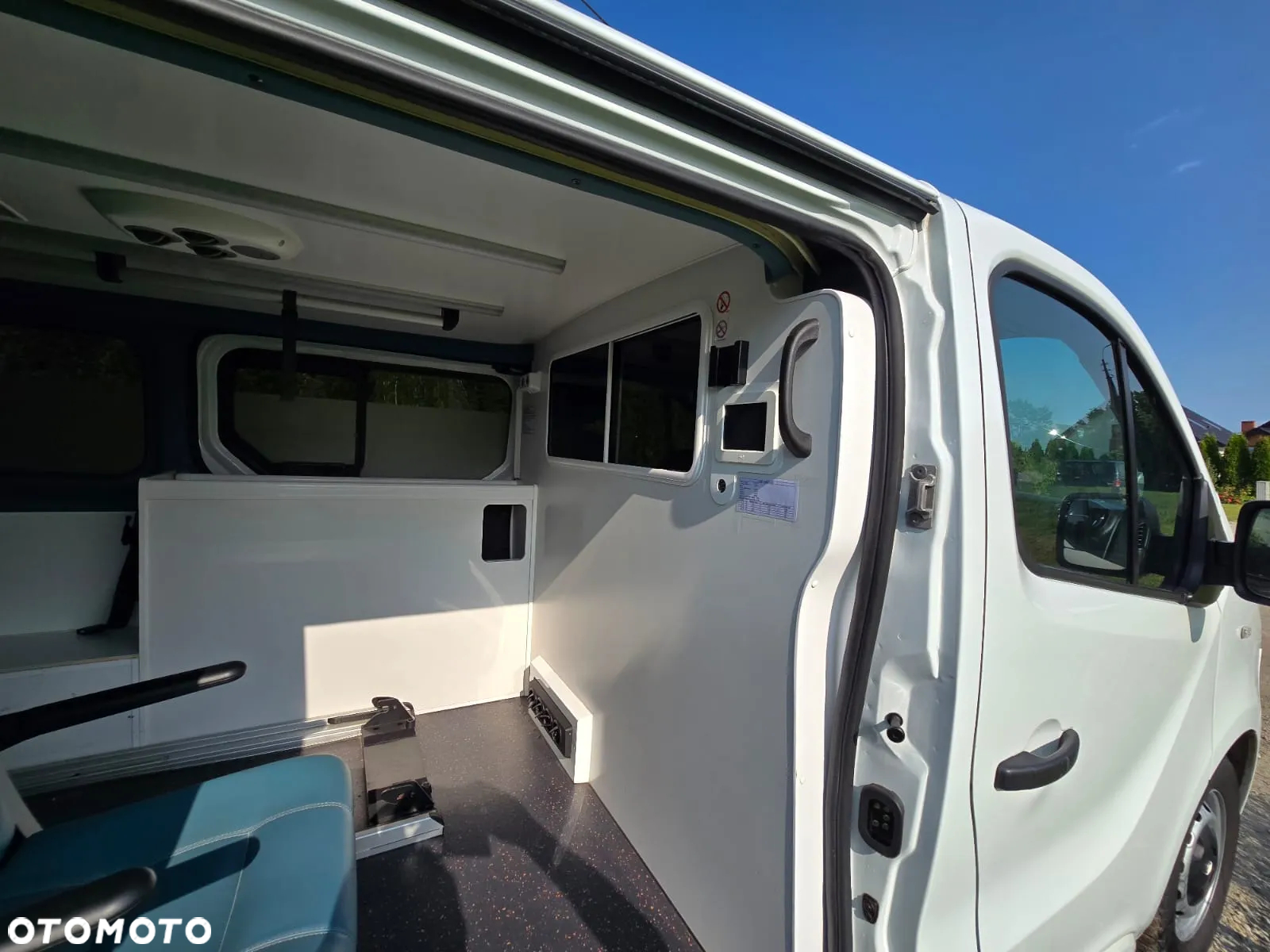 Opel Vivaro - 9