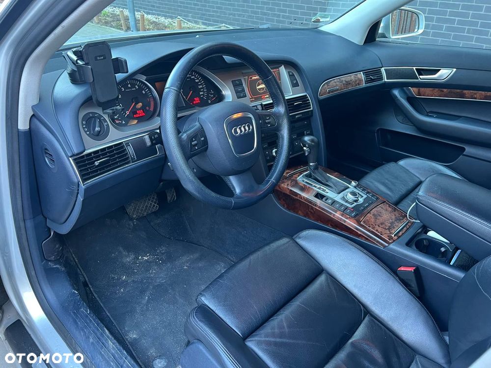 Audi A6 Avant 3.2 FSI Quattro Tiptronic - 10