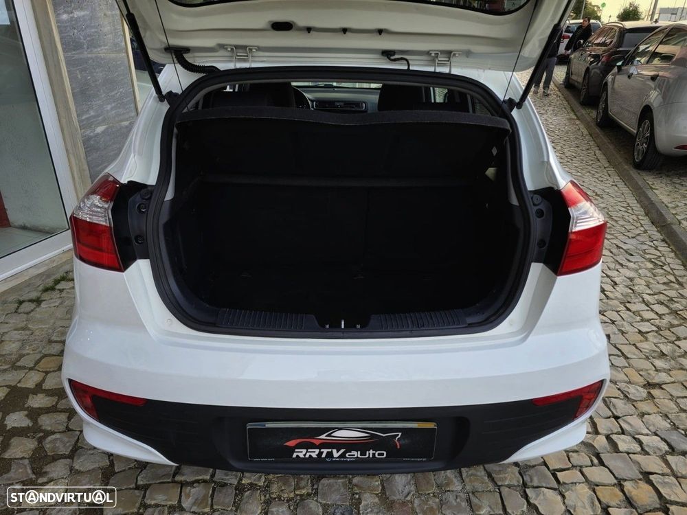 Kia Rio 1.1 CRDi EX ISG - 15