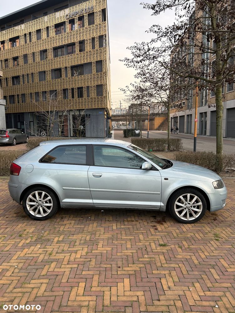 Audi A3 3-drzwiowe 2.0 TDI Ambiente - 3