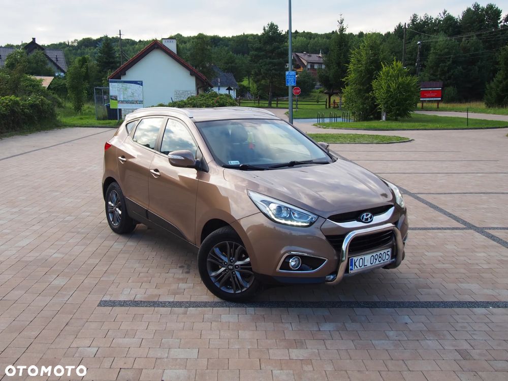 Hyundai ix35 2.0 CRDi 4WD Fifa World Cup Silver Edition - 2