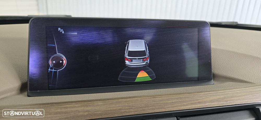 BMW 320 d Sport-Aut. Modern Line - 40