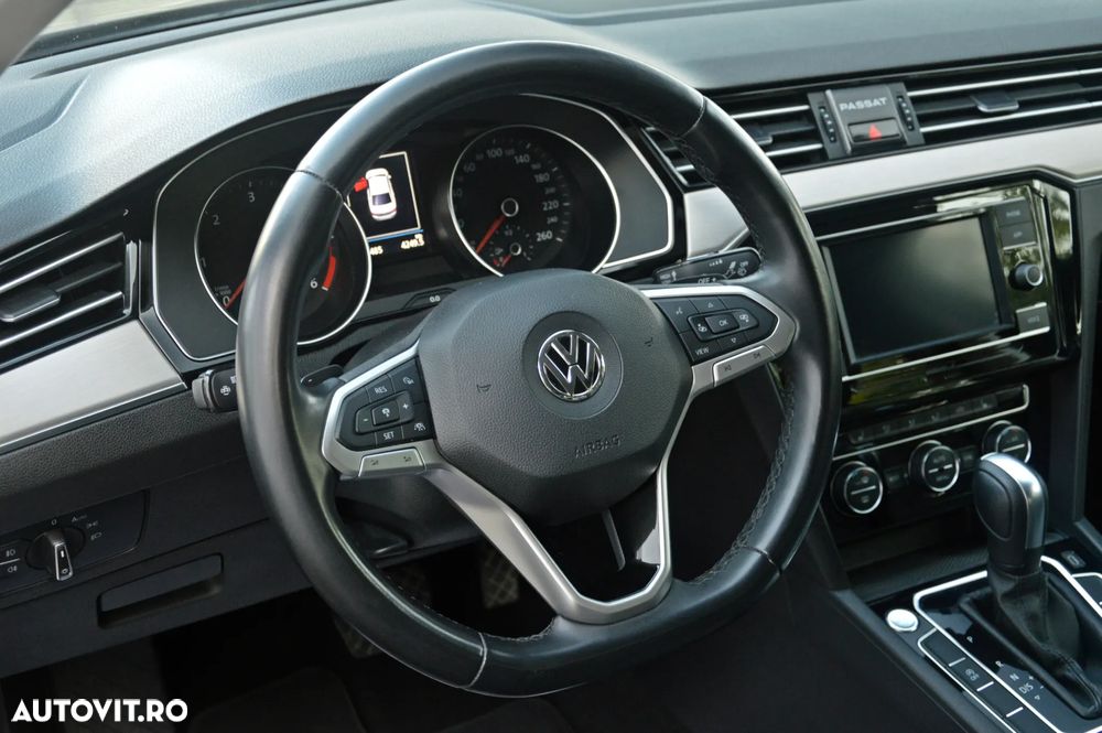 Volkswagen Passat 2.0 TDI DSG Highline - 27