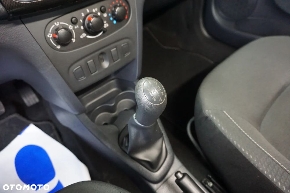 Dacia Sandero SCe 75 Acces - 27